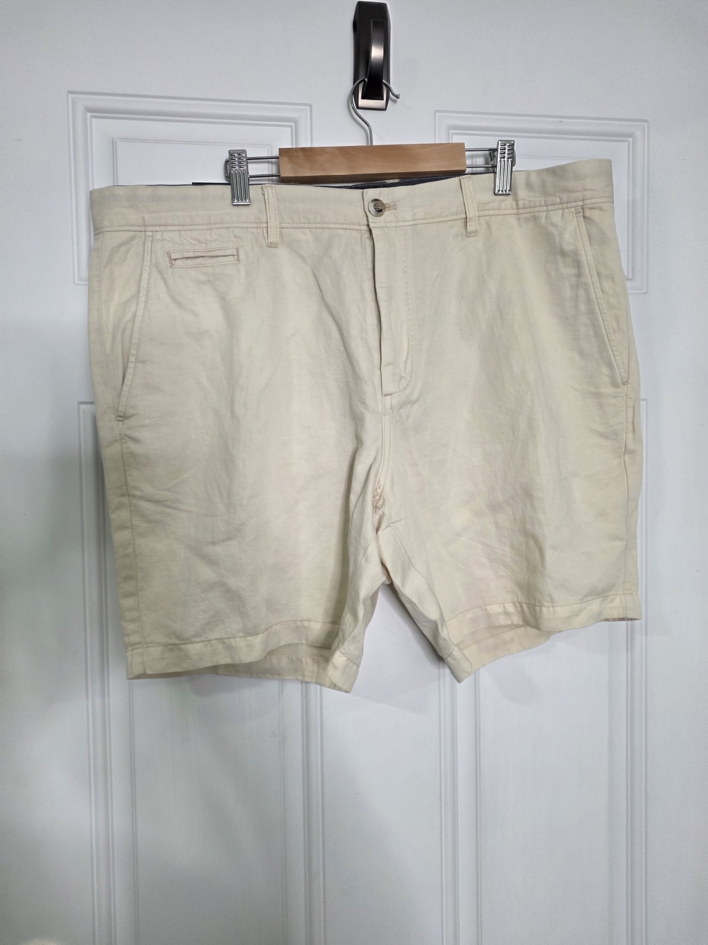 johnnie-O Cream Linen Blend Men's Shorts